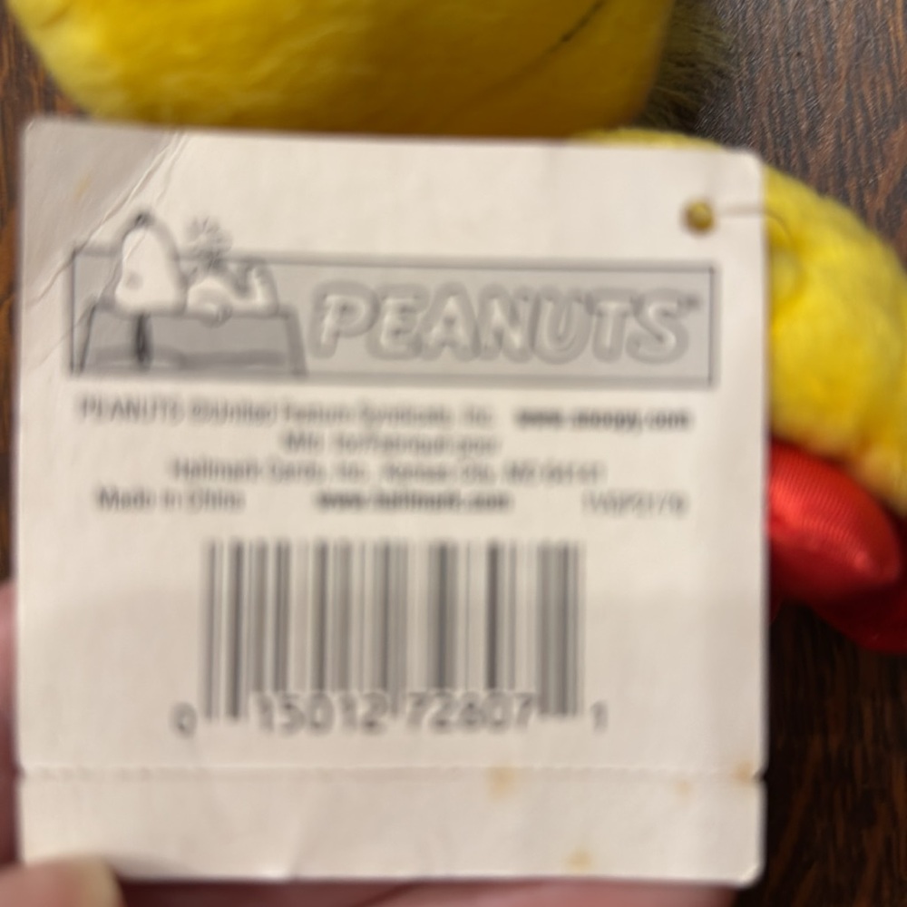 3 piece lot Peanuts plush for 1 money! The 2 larger are Kohl’s. 3rd is Hallmark! - Picture 11 of 12